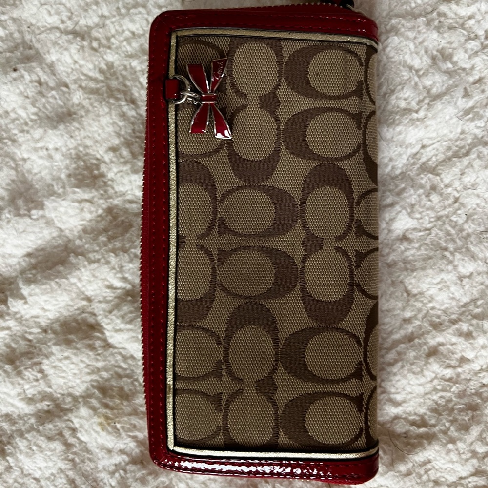 Coach wallet